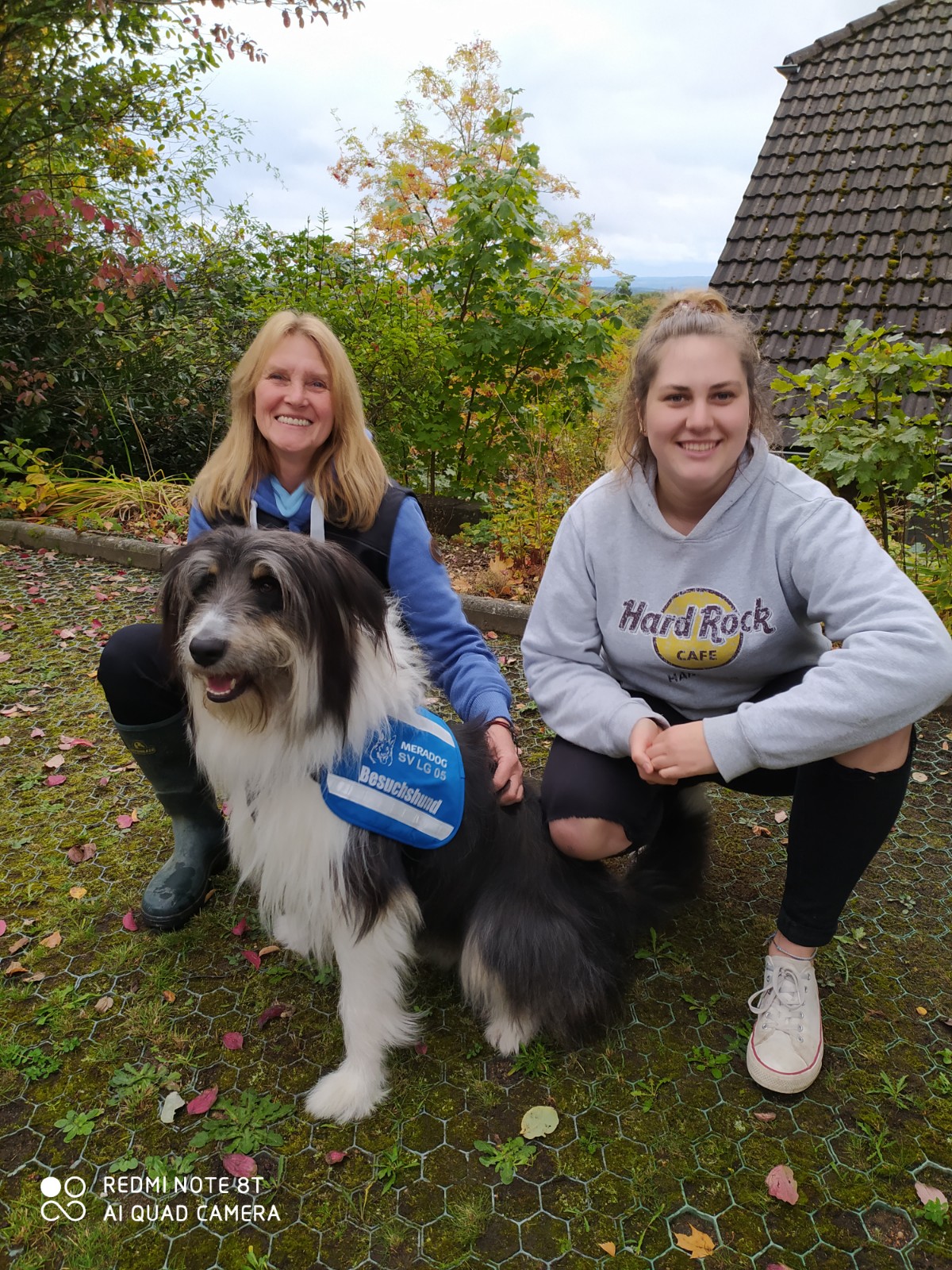 Cokkie mit Frauchen Marita und ihrer Tochter